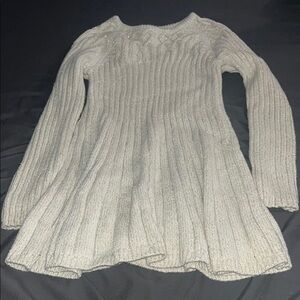 Elegant Gray Formal Dress with Ribbed Knit Pattern